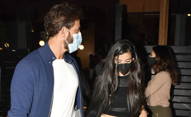 Hrithik Roshan Left Another Comment On Rumoured Girlfriend Saba Azad's Post. See What He Wrote