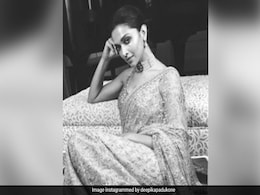 दीपिका पादुकोण ने प्लेन में बैठकर बनाया यह Video, बोलीं- वे कहते है कि... दीपिका पादुकोण ने प्लेन में बैठकर बनाया यह Video, बोलीं- वे कहते है कि...