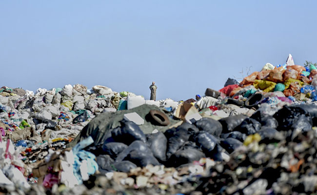 Sri Lanka To Toughen Pollution Laws But Have A Massive Problem