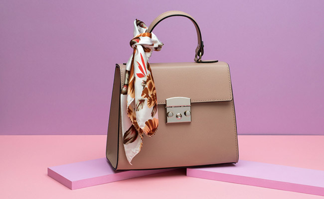 Keep It Casual And Chic With These Stylish Handbags