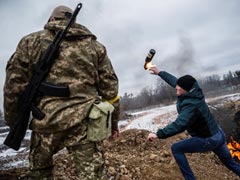 Opinion: Putin's Aggressive Nationalism Has Run Into A Problem