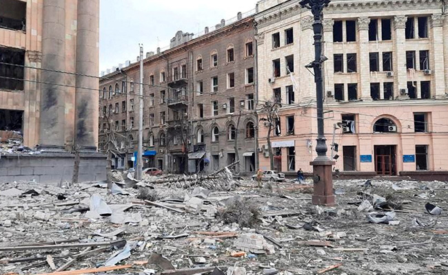 Ukraine Says 8 Dead In Russian Air Strike On Housing Block In Second City