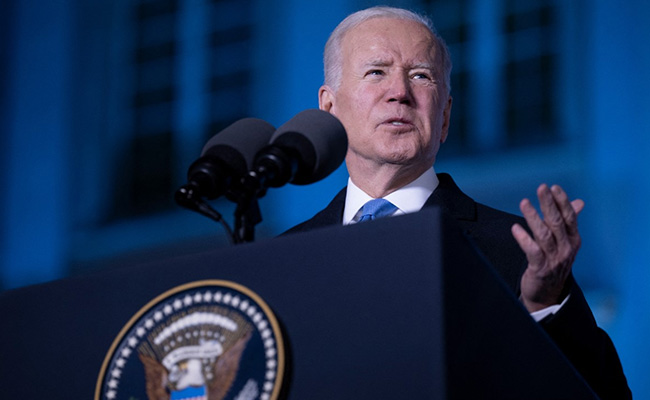 Viral Video: Bird Appears To Poop On US President Joe Biden During His Inflation Speech In Iowa