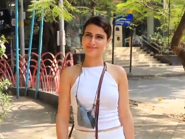 Fatima Sana Shaikh Is Summer-Ready In White