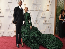 Jada Pinkett Smith Returns With 'Red Table Talk' Post Oscars, Talks About Deep Healing Jada Pinkett Smith Returns With 'Red Table Talk' Post Oscars, Talks About Deep Healing