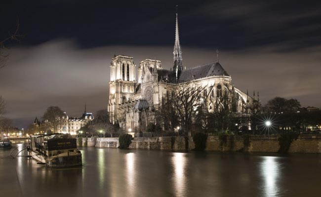 Ancient Tombs From 14th Century Unearthed At Notre-Dame Cathedral In Paris