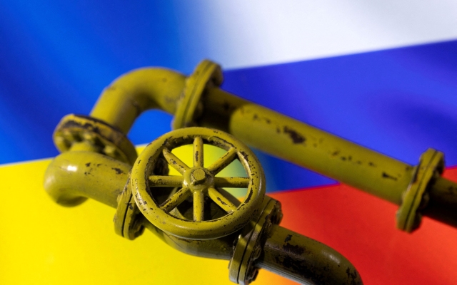 Ukraine Claims Battlefield Gains, Set To Halt Some Russian Gas Flows