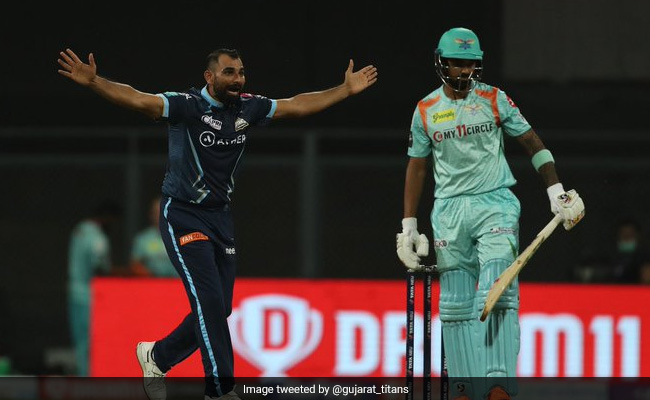 IPL 2022 के पहले मुकाबले में ही शमी ने मचाया गदर, तोड़ दिया इन दो भारतीय खिलाड़ियों का सबसे बड़ा रिकॉर्ड