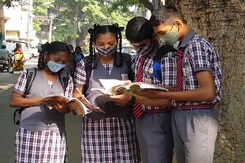 Karnataka Class 10 Board Exams Begin Amid Row Over Hijab Karnataka Class 10 Board Exams Begin Amid Row Over Hijab