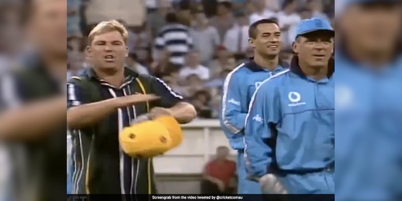 When Shane Warne Stepped In To Calm Down Hostile MCG Crowd In 1999. Watch - Vimarsana News