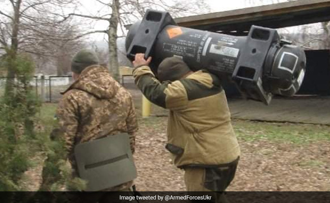 Explained: How Javelin Missiles Help Ukrainians Destroy Russian Tanks