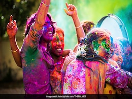 How To Play A Safe Holi: हेल्दी और सेफ होली के लिए इन बातों का रखें ख्याल, होली होगी मजेदार How To Play A Safe Holi: हेल्दी और सेफ होली के लिए इन बातों का रखें ख्याल, होली होगी मजेदार