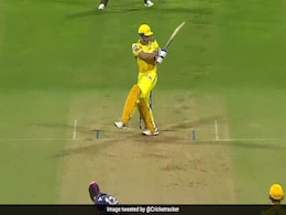 CSK vs KKR: धोनी की बल्लेबाजी को सचिन ने सराहा, तो भज्जी बोले कि पिक्चर... CSK vs KKR: धोनी की बल्लेबाजी को सचिन ने सराहा, तो भज्जी बोले कि पिक्चर...