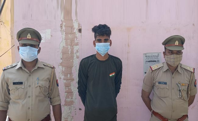 यूपी के सीएम योगी और पूर्व सीएम मायावती की फोटो से छेड़छाड़ कर सोशल मीडिया पर शेयर करने वाला गिरफ्तार