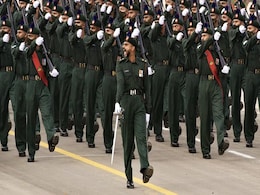 गणतंत्र दिवस 2023 : कैसे देख सकते हैं परेड, जानें-ऑनलाइन और ऑफलाइन टिकट कहां से खरीदें गणतंत्र दिवस 2023 : कैसे देख सकते हैं परेड, जानें-ऑनलाइन और ऑफलाइन टिकट कहां से खरीदें