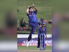 Watch: Jhulan Goswami's Ball Hits Middle Stump But Eng Batter Survives