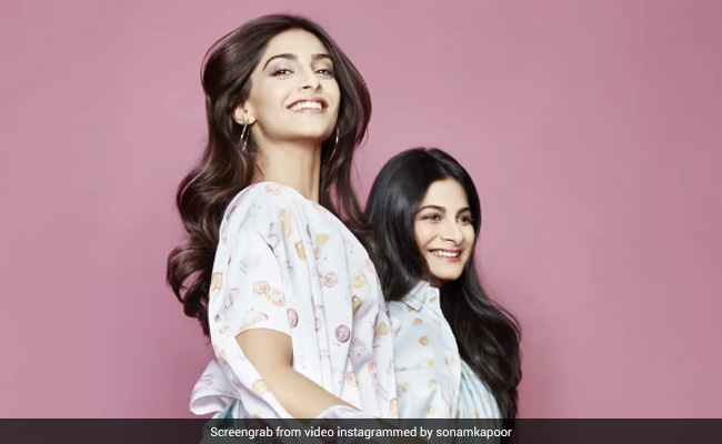 "You're My Constant, My Person": Sonam Kapoor's Birthday Wish For Sister Rhea