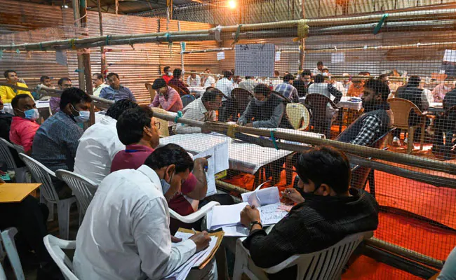 BJP Leads In Key Bihar Election After Round 1