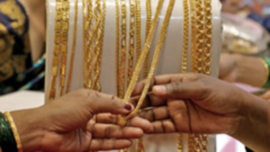 Gold-Silver Price Today: नए साल के मौके सोना-चांदी खरीदने की है प्लानिंग? यहा जानें ताजा भाव