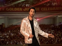 Ranbir Kapoor, Alia Bhatt, Kareena Kapoor And Others Dance To <i>Om Shanti Om</i> As A Tribute To Rishi Kapoor Ranbir Kapoor, Alia Bhatt, Kareena Kapoor And Others Dance To <i>Om Shanti Om</i> As A Tribute To Rishi Kapoor