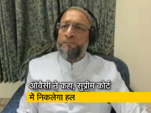 हाईकोर्ट का इस्लाम में हिजाब अनिवार्य नहीं कहना गलत : असदुद्दीन ओवैसी