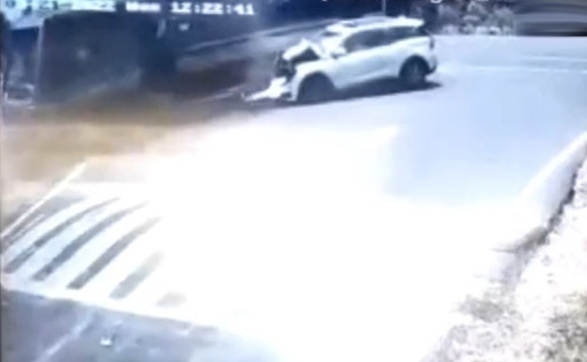 Anand Mahindra Responds To Tweet Applauding XUV700's Safety