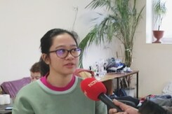 Vietnam Student In Ukraine Speaks To Family After Days On NDTV Reporter's Phone Vietnam Student In Ukraine Speaks To Family After Days On NDTV Reporter's Phone
