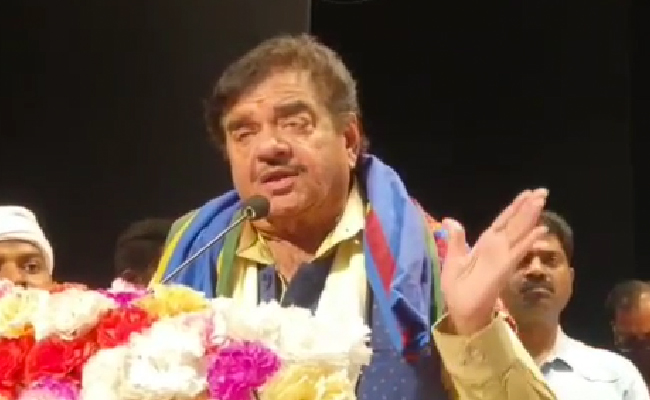 Trinamool's Shatrughan Sinha Claims Sharp Fall In Ram Temple Visitors, BJP Hits Back