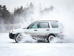 5 Expert Tips For a Safe Driving 5 Expert Tips For a Safe Driving