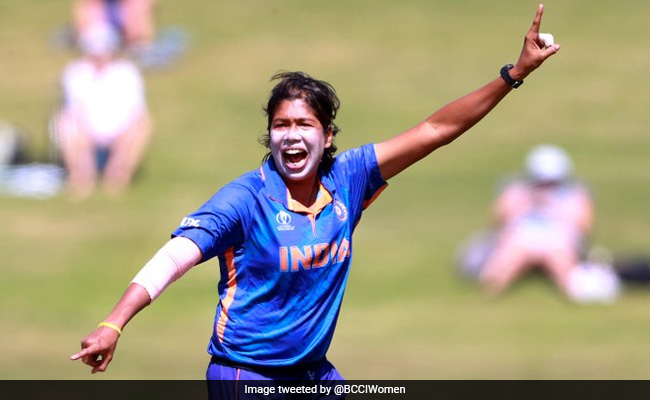 INDW vs NZW : महिला विश्वकप में झूलन गोस्वामी का धमाका, बनाया वर्ल्ड रिकॉर्ड
