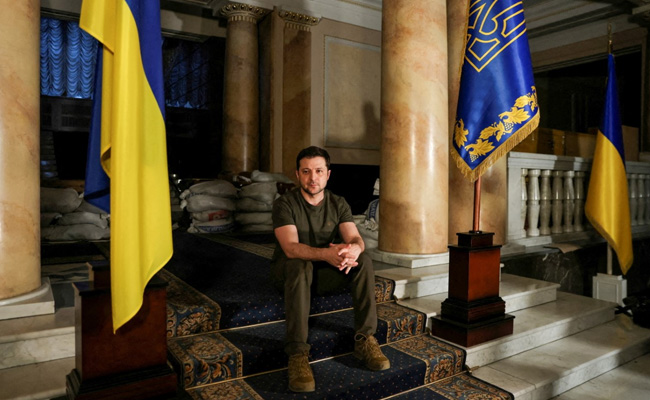 Sandbags And Soldiers As Ukraine Leader Gives Interview Under Siege