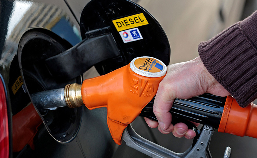 In Sri Lanka, As Economic Crisis Worsens, 2 Men Die Waiting In Fuel Queue