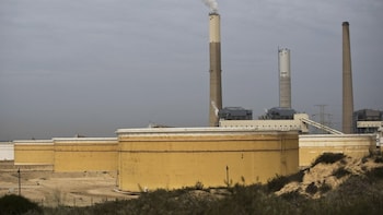 Iran Oil Revenues Surge Amid Strait Of Hormuz Blockage, US Conflict