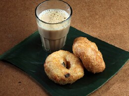 Uggani, Dal Vada And More: 5 South Indian Street Style Snacks You Must Try