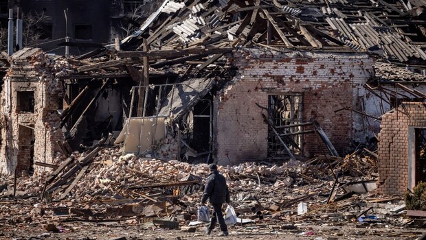 Russian Troops Shoot 7 People Dead In Ukrainian Village, Say Prosecutors
