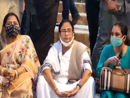 "Attack On Me In Varanasi Means...": Mamata Banerjee At Samajwadi Rally "Attack On Me In Varanasi Means...": Mamata Banerjee At Samajwadi Rally