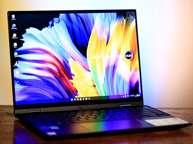Asus ZenBook 14 Flip OLED: 2.8K OLED Display for the Win?