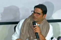 Prashant Kishor's Sleepover At KCR's Ahead Of Congress Decision Prashant Kishor's Sleepover At KCR's Ahead Of Congress Decision