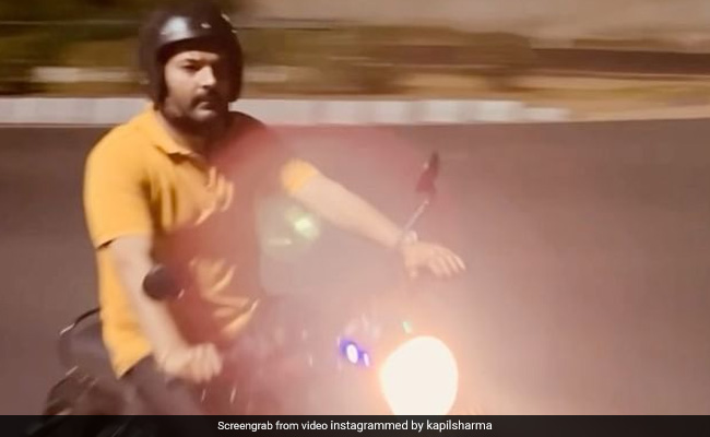 सुबह के 5 बजे खाली सड़कों पर बाइक चलाते दिखे कपिल शर्मा, फैंस बोले- उम्मीद नहीं थी