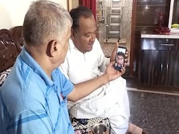 'अगर तुम्हारे पास तिरंगा हो' : यूक्रेन में मारे गए भारतीय छात्र को पिता ने 2 दिन पहले दी थी आखिरी सलाह 'अगर तुम्हारे पास तिरंगा हो' : यूक्रेन में मारे गए भारतीय छात्र को पिता ने 2 दिन पहले दी थी आखिरी सलाह
