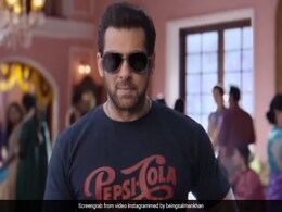 सलमान खान ने खुद अपनी शादी को लेकर किया बड़ा खुलासा, बोले- हो गई है...देखें VIDEO  सलमान खान ने खुद अपनी शादी को लेकर किया बड़ा खुलासा, बोले- हो गई है...देखें VIDEO