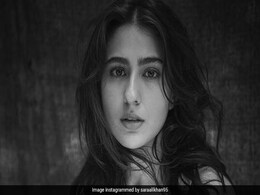 सारा अली खान ने जीता फैन्स का दिल, ब्लैक एंड व्हाइट PHOTOS में बला की खूबसूरत दिखी पटौदी खानदान की बेटी सारा अली खान ने जीता फैन्स का दिल, ब्लैक एंड व्हाइट PHOTOS में बला की खूबसूरत दिखी पटौदी खानदान की बेटी