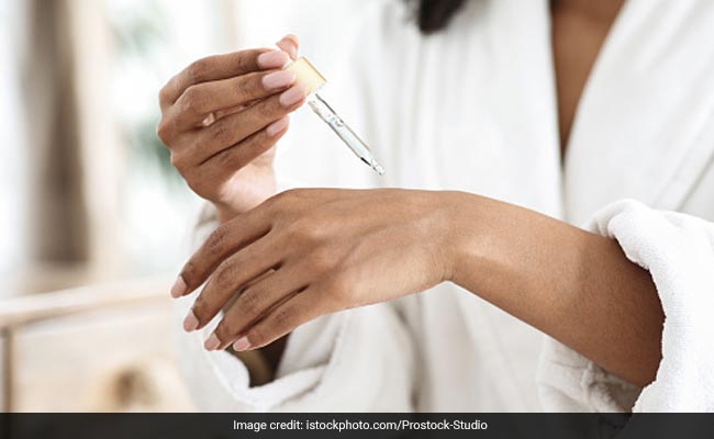 Skin Care: स्किन पर कभी नहीं लगाने चाहिए ये 3 तरह के तेल, ड्राई स्किन वालों को खासकर इनसे रहना चाहिए दूर