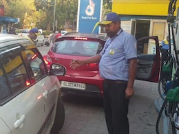 CNG Price Hiked : आज फिर बढ़ गए सीएनजी के दाम, इतना महंगा हुआ फ्यूल; पेट्रोल-डीजल पर भी जानें अपडेट CNG Price Hiked : आज फिर बढ़ गए सीएनजी के दाम, इतना महंगा हुआ फ्यूल; पेट्रोल-डीजल पर भी जानें अपडेट