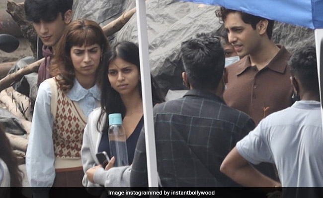 सुहाना खान, खुशी कपूर और अगस्त्या फिल्मों में करने जा रहे हैं शानदार डेब्यू, शूटिंग की अनदेखी तस्वीर वायरल 