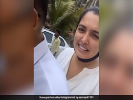 पापा के साथ स्कूटर पर बैठकर घूमने निकलीं आम्रपाली दुबे, वीडियो देख सादगी पर मर मिटे फैन्स पापा के साथ स्कूटर पर बैठकर घूमने निकलीं आम्रपाली दुबे, वीडियो देख सादगी पर मर मिटे फैन्स