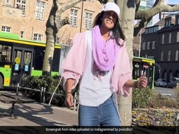 ‘कच्चा बादाम’ के बाद अब तमिल गाने पर पीवी संधु ने बनाई रील तो फैंस बोले – 'मल्टी टैलेंटेड' ‘कच्चा बादाम’ के बाद अब तमिल गाने पर पीवी संधु ने बनाई रील तो फैंस बोले – 'मल्टी टैलेंटेड'