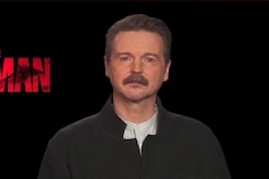 Filmmaker Matt Reeves Talks About Directing Robert Pattinson In <i>The Batman</i> Filmmaker Matt Reeves Talks About Directing Robert Pattinson In <i>The Batman</i>