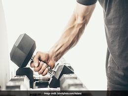 Dumbbells के साथ किए जाते हैं बैक और शोल्डर के ये 7 वर्कआउट्स, आप भी कर सकते हैं अपने फिटनेस रूटीन में शामिल  Dumbbells के साथ किए जाते हैं बैक और शोल्डर के ये 7 वर्कआउट्स, आप भी कर सकते हैं अपने फिटनेस रूटीन में शामिल