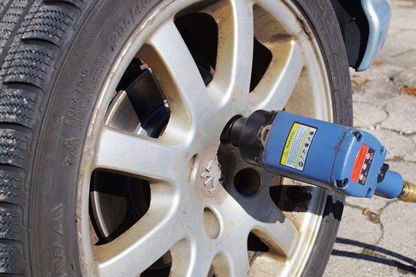 Important Tyre Changing Tips & Tricks